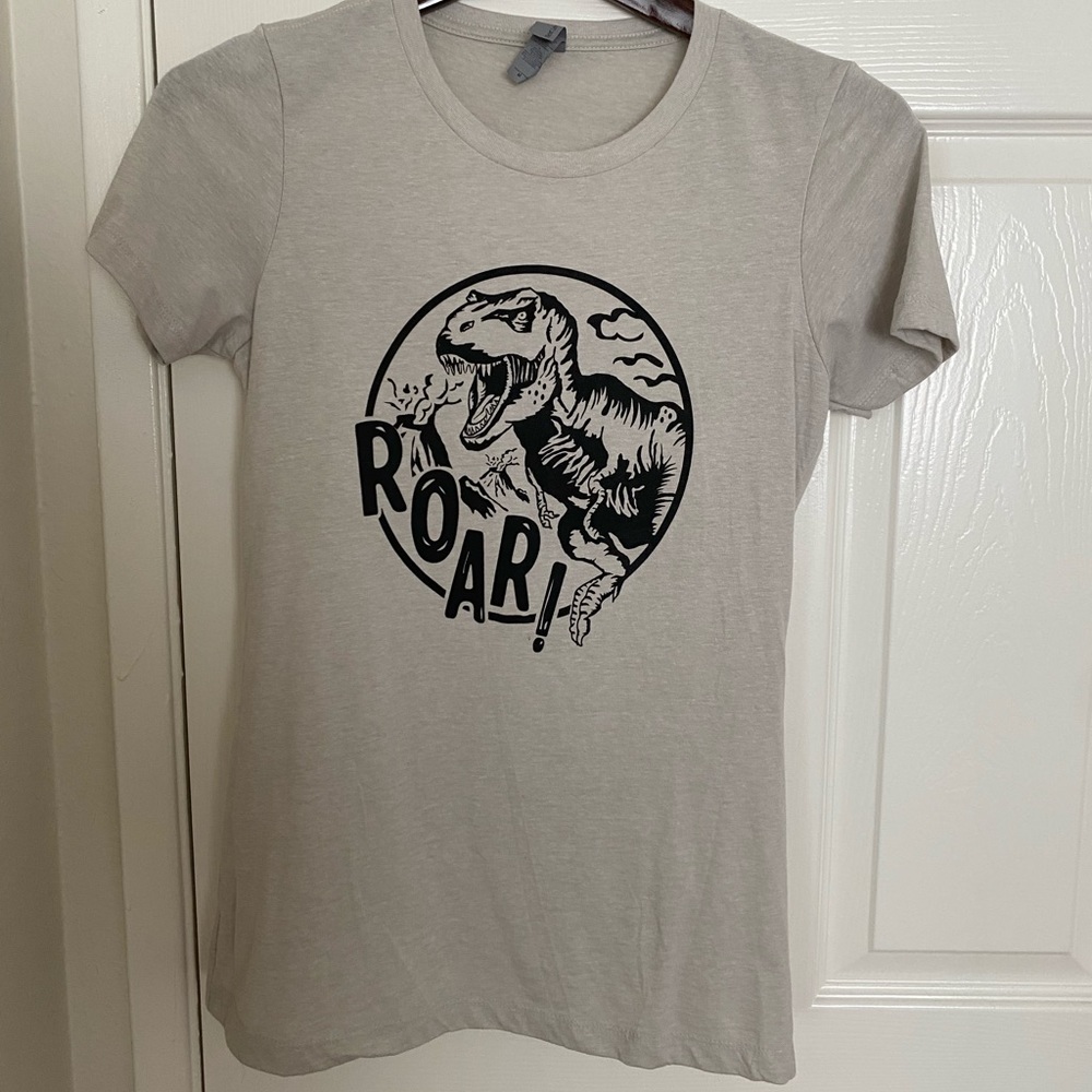 ModCloth Roar Tshirt - Picture 5 of 7